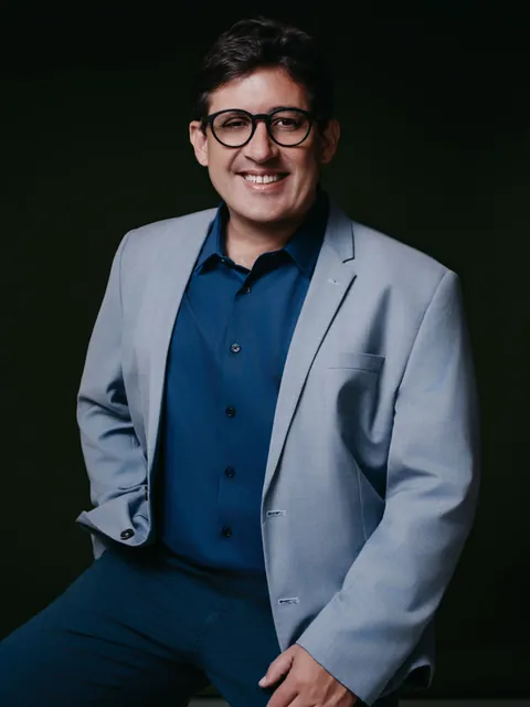 Dr. Esdras Canfield Prado, fundador e diretor técnico da Clínica Pulsares